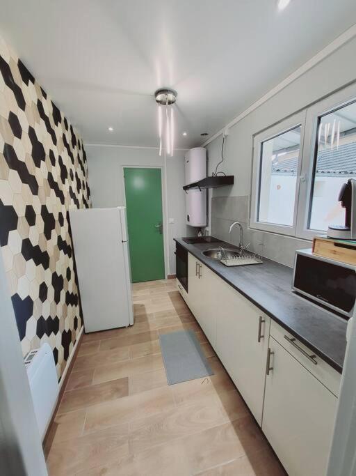 Family Flat Stade De France Airport Cdg Le Bourget "Appart'7" Пиерфитл-сюр-Сен Екстериор снимка
